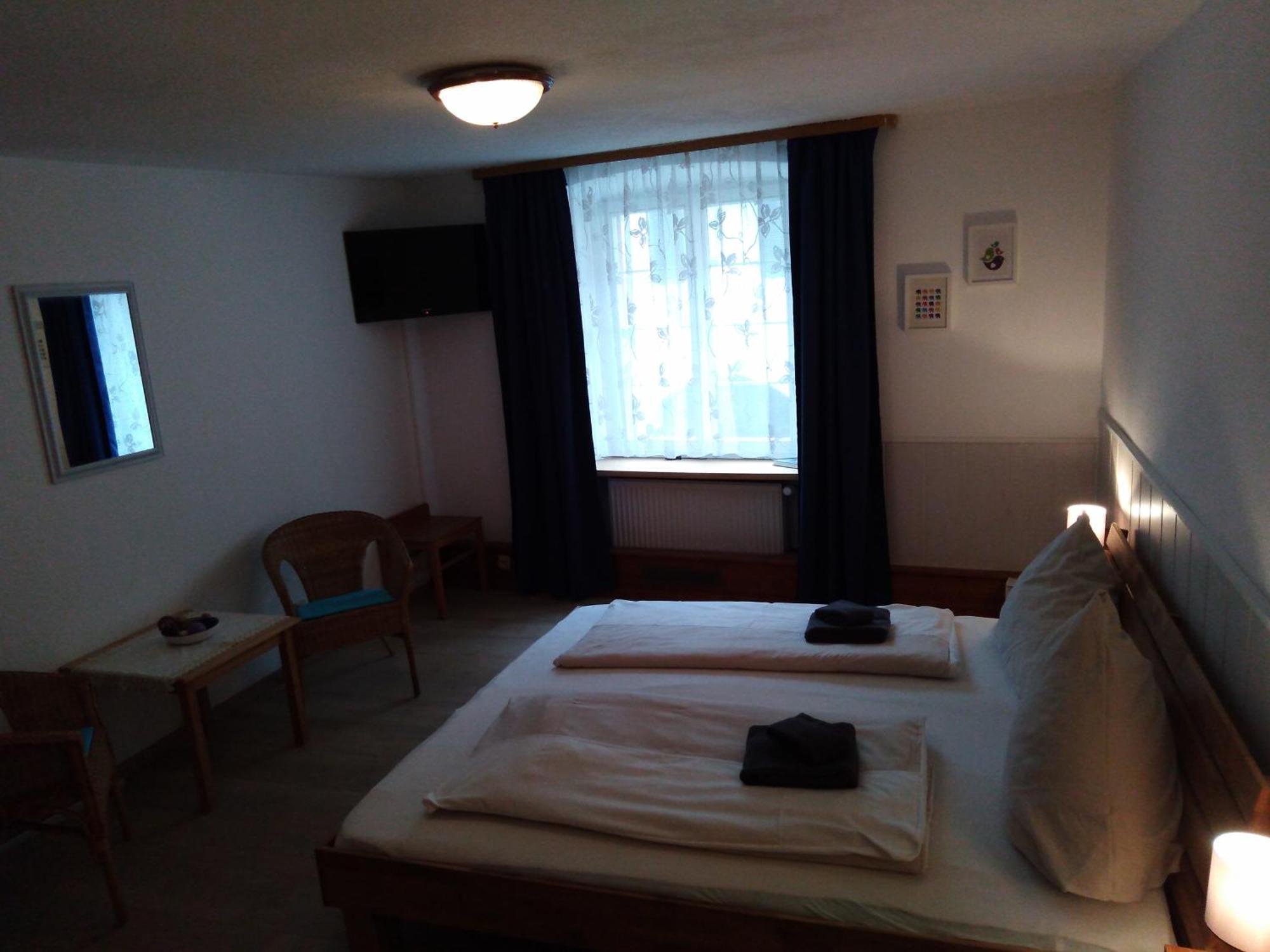 Gasthaus Sonne Schliengen Ruang foto